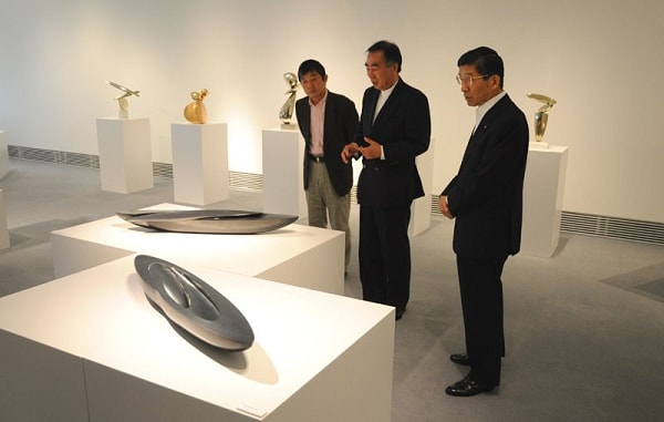 鈴木 丘 展